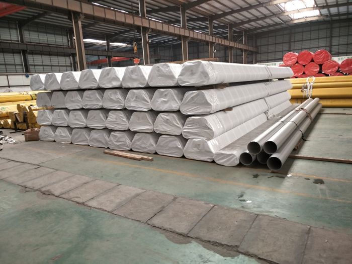 304材質(zhì)不銹鋼無(wú)縫管